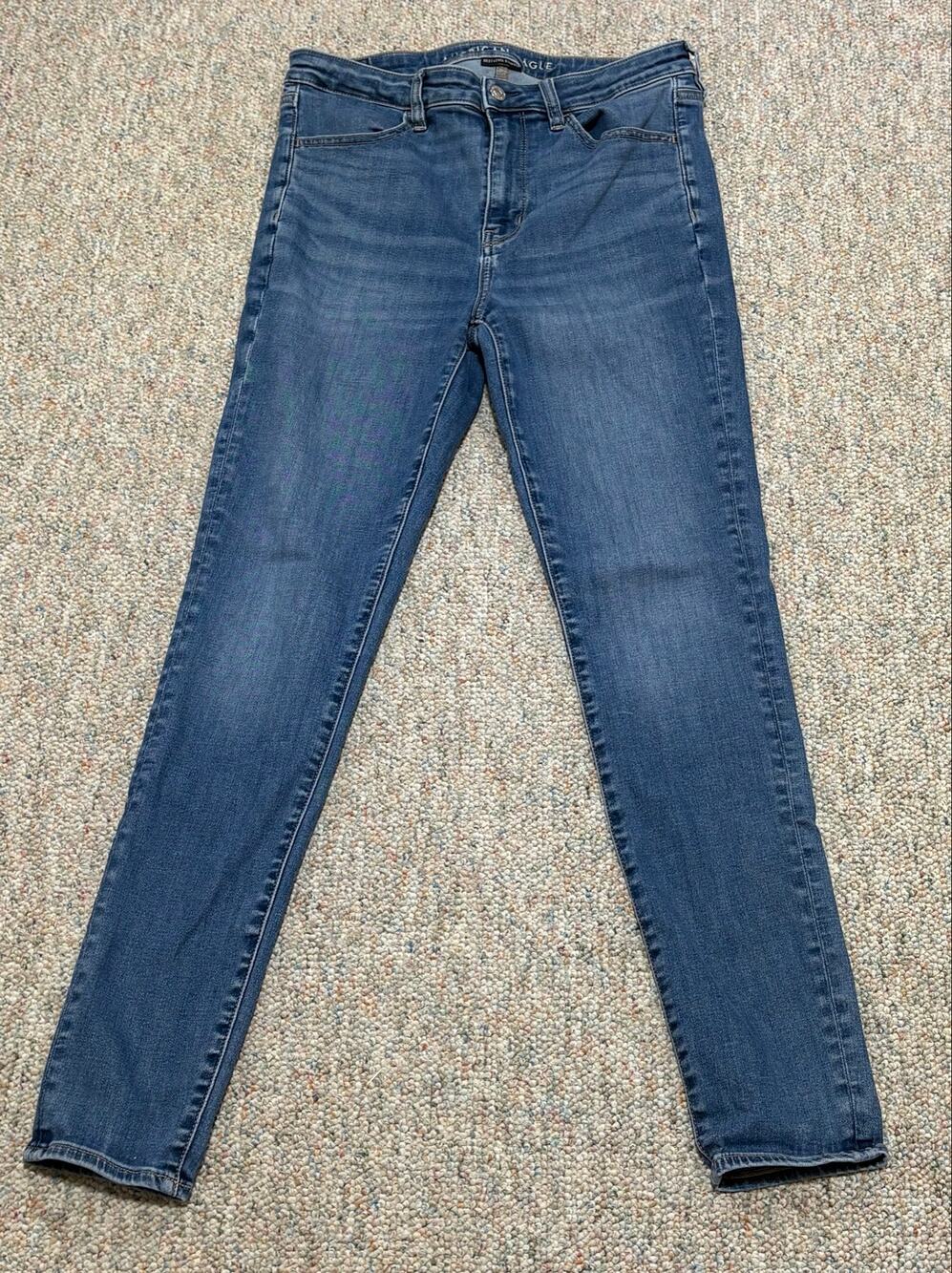 American Eagle Women's Hi-Rise Jegging Jeans Size 12 Long Medium Wash